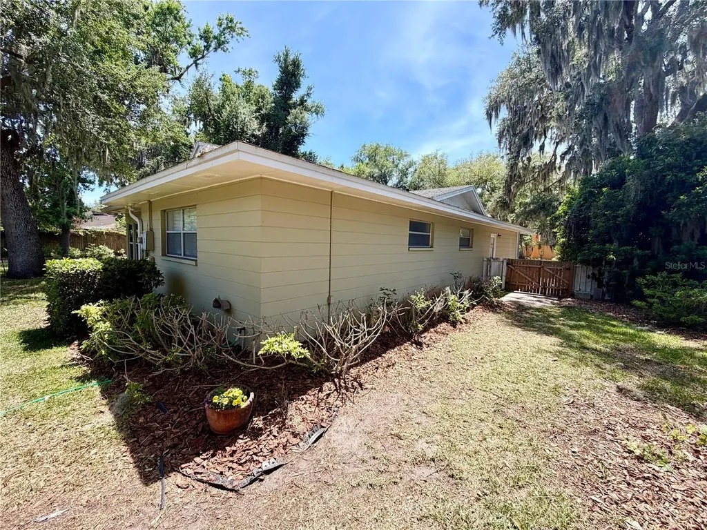 6322 Oak Square E Lakeland FL 33813
