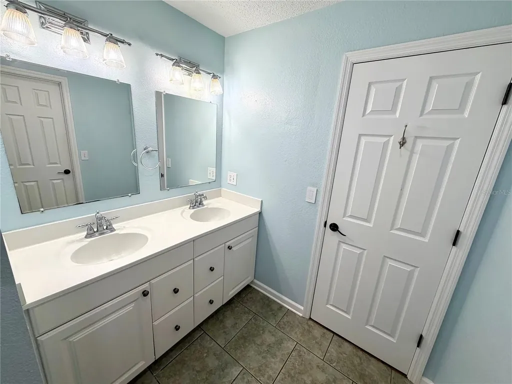 6322 Oak Square E Lakeland FL 33813