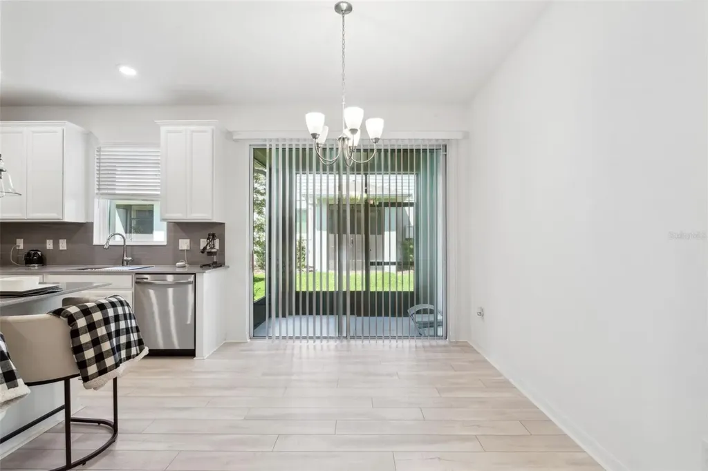 5732 Skytop Drive Lithia FL 33547