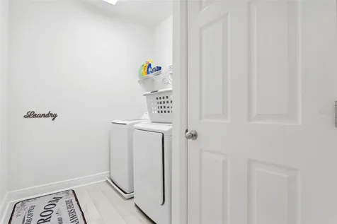 5732 Skytop Drive Lithia FL 33547