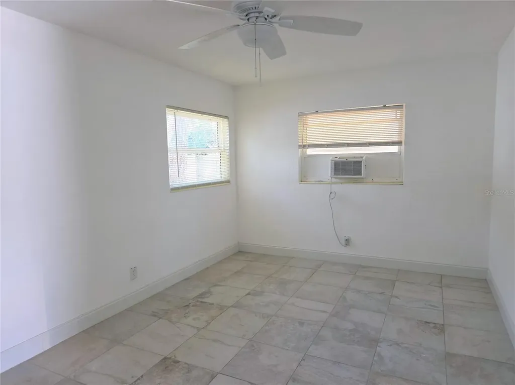 6931 Hibiscus Avenue S South Pasadena FL 33707