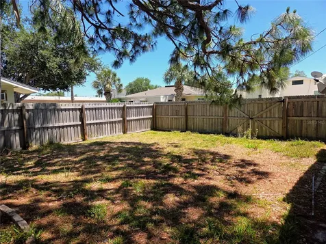 6931 Hibiscus Avenue S South Pasadena FL 33707