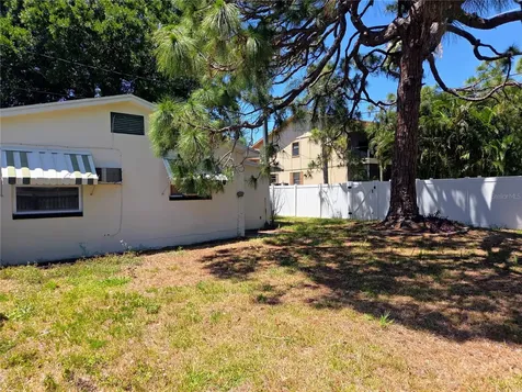 6931 Hibiscus Avenue S South Pasadena FL 33707