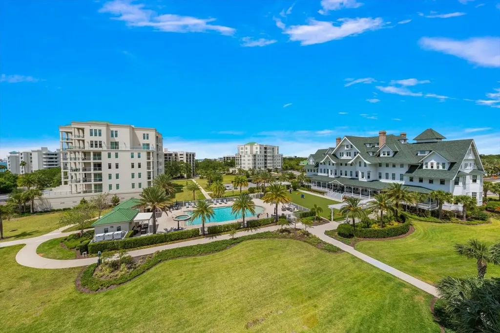 85 Belleview Boulevard Belleair FL 33756