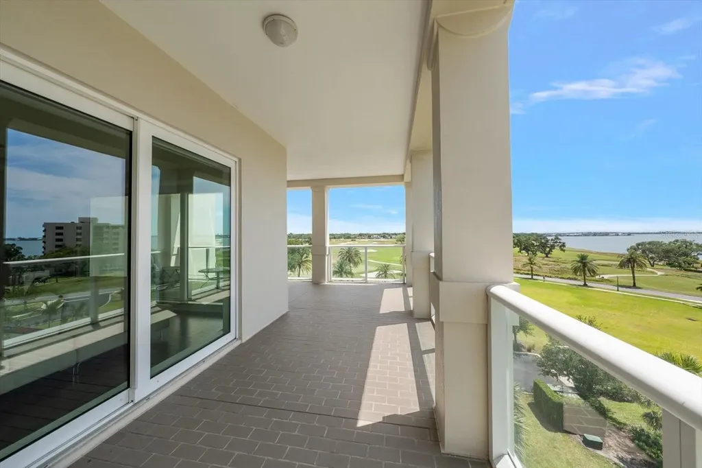 85 Belleview Boulevard Belleair FL 33756
