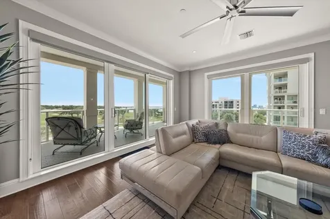 85 Belleview Boulevard Belleair FL 33756