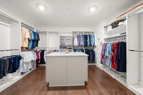 85 Belleview Boulevard Belleair FL 33756