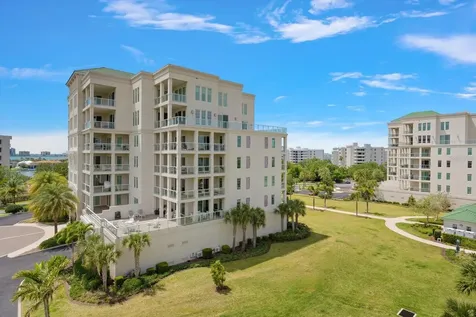 85 Belleview Boulevard Belleair FL 33756