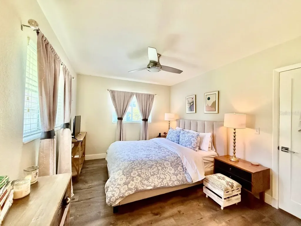 2233 Snead Avenue Dunedin FL 34698