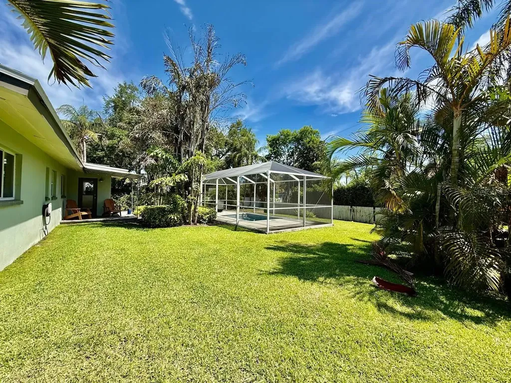 2233 Snead Avenue Dunedin FL 34698