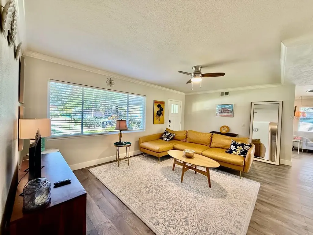 2233 Snead Avenue Dunedin FL 34698