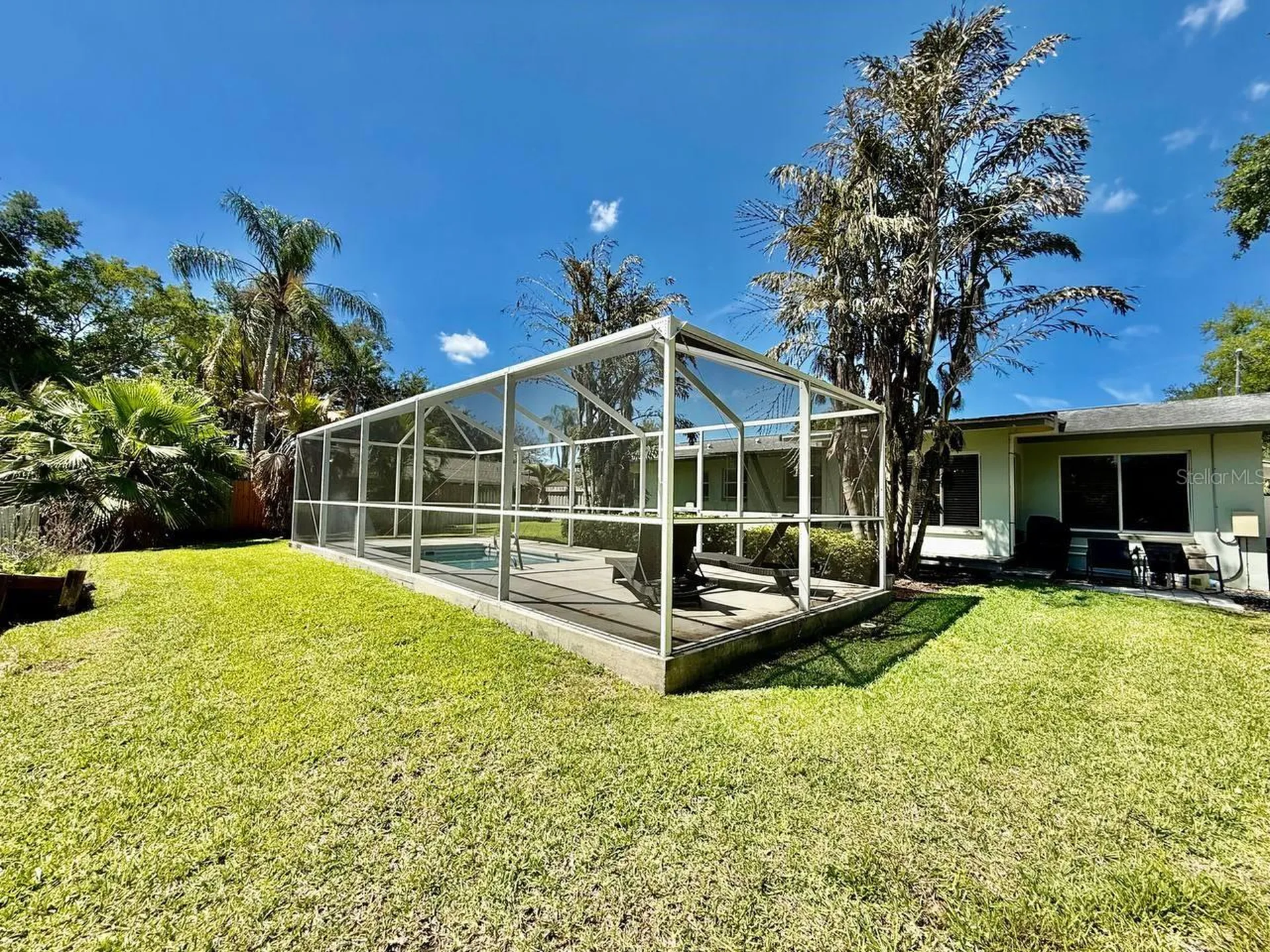 2233 Snead Avenue Dunedin FL 34698