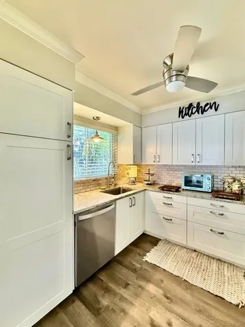 2233 Snead Avenue Dunedin FL 34698