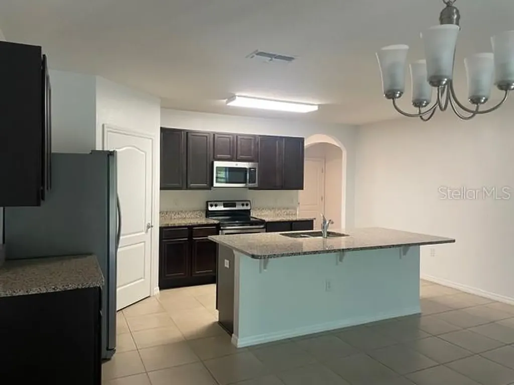 2127 Blue Highlands Drive Lakeland FL 33811