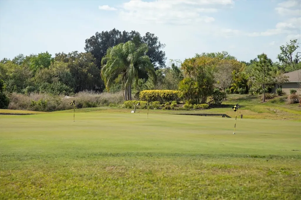 4541 Charing Cross Road Sarasota FL 34241