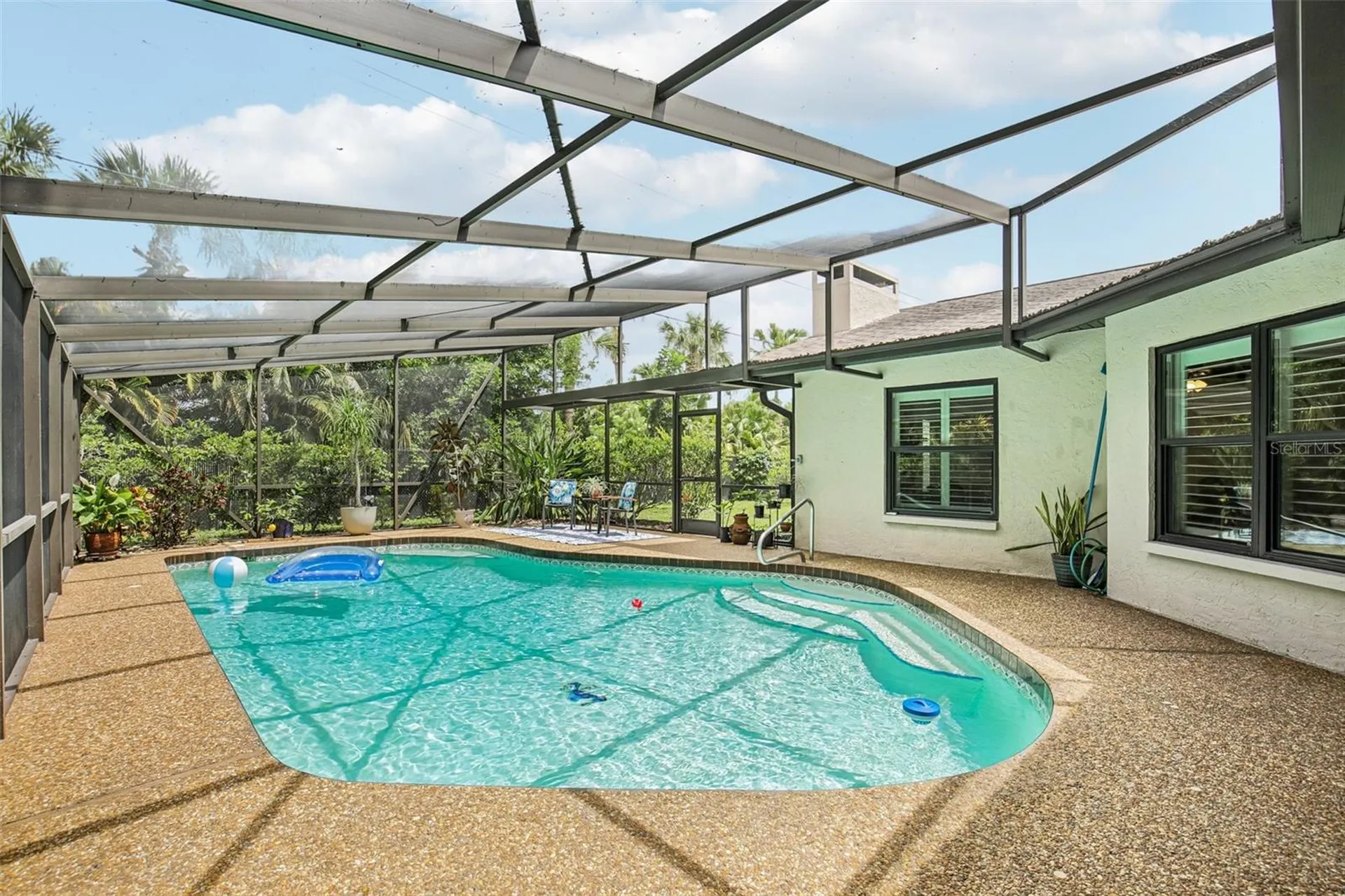 4541 Charing Cross Road Sarasota FL 34241
