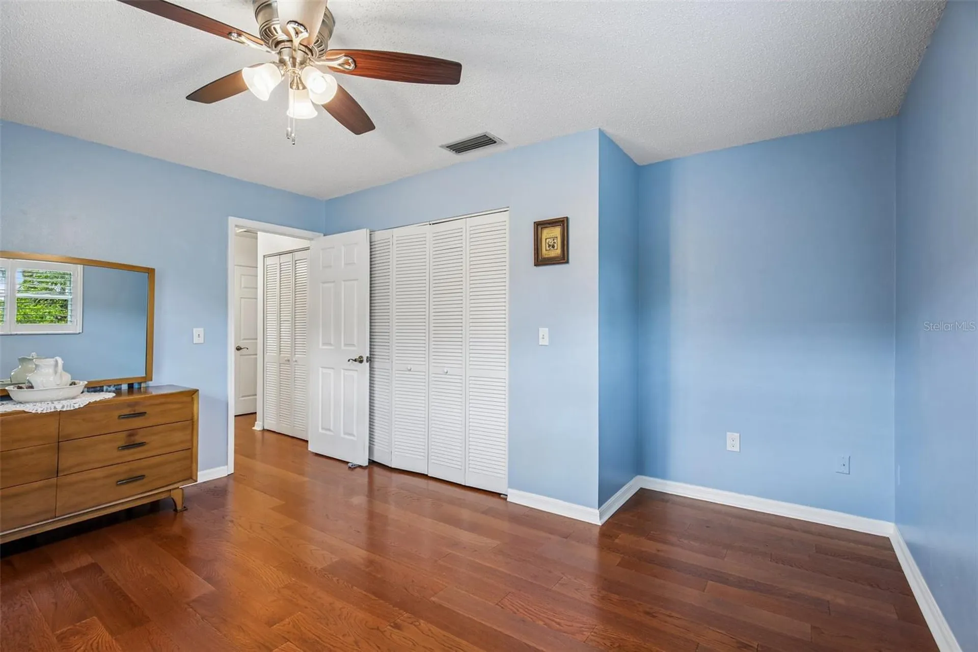 4541 Charing Cross Road Sarasota FL 34241