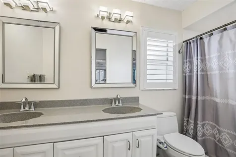 4541 Charing Cross Road Sarasota FL 34241