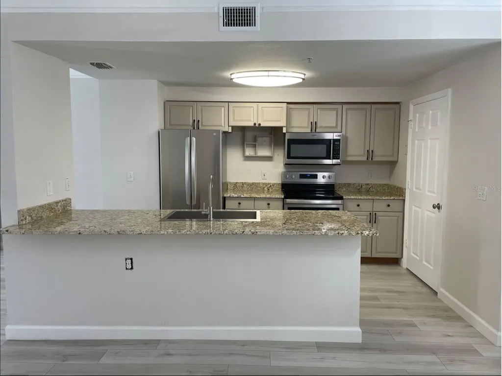 6673 Time Square Avenue Orlando FL 32835