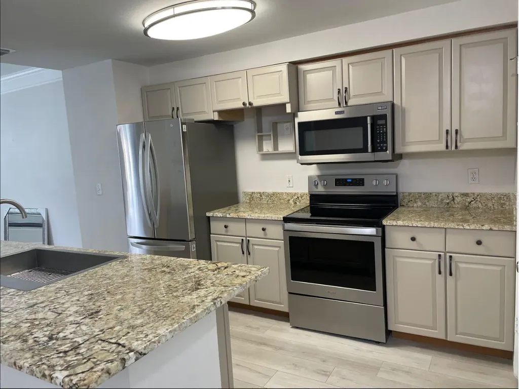 6673 Time Square Avenue Orlando FL 32835