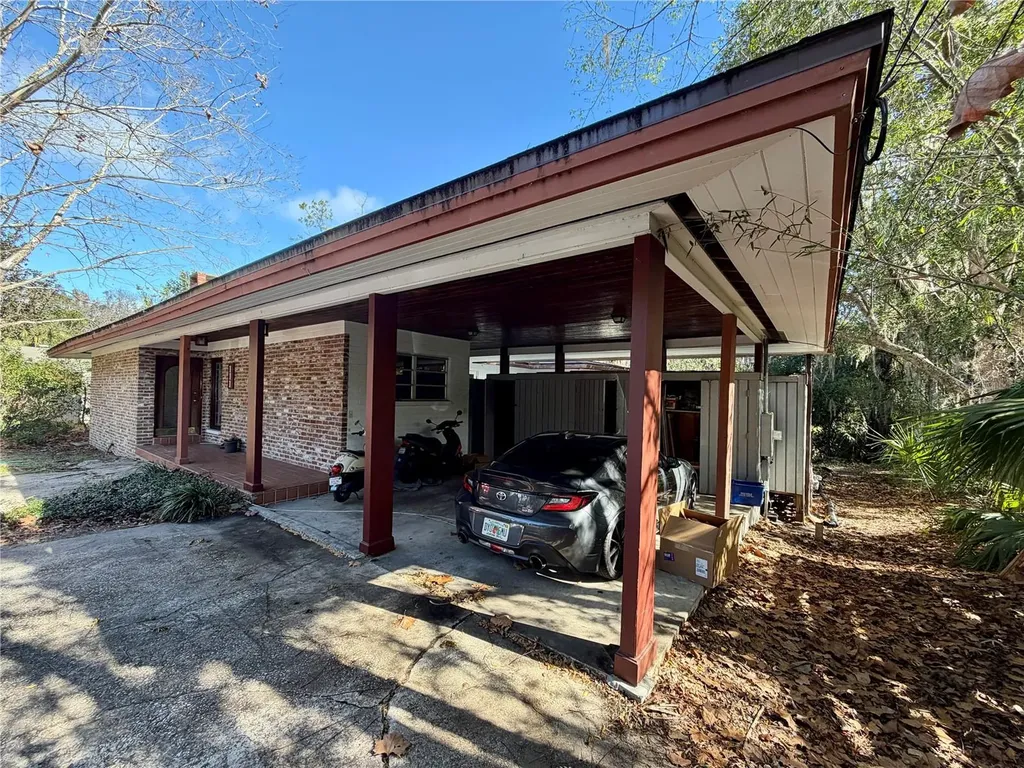 111 SW 23rd Terrace Gainesville FL 32607