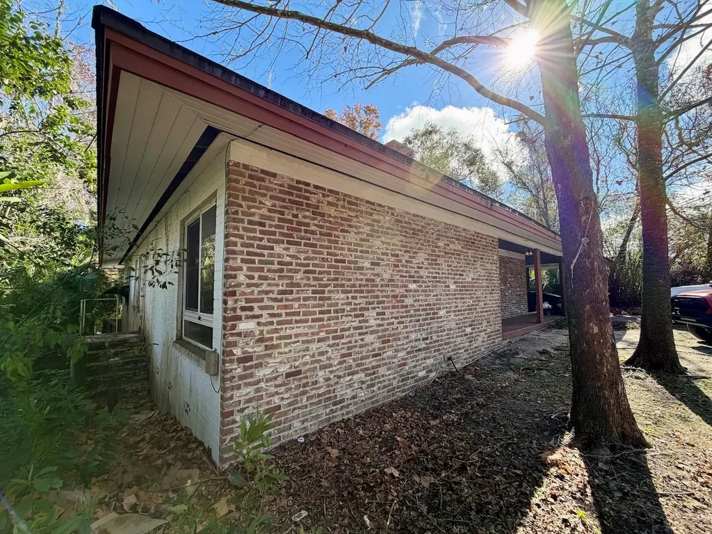 111 SW 23rd Terrace Gainesville FL 32607