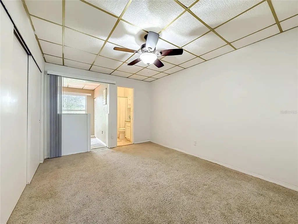 5860 43rd Terrace N Kenneth City FL 33709