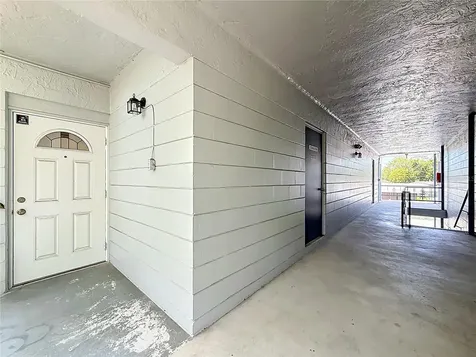 5860 43rd Terrace N Kenneth City FL 33709