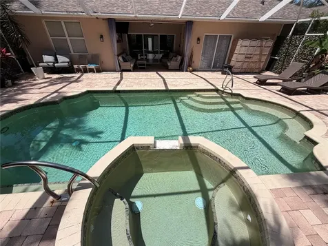 9243 13th Avenue Circle NW Bradenton FL 34209