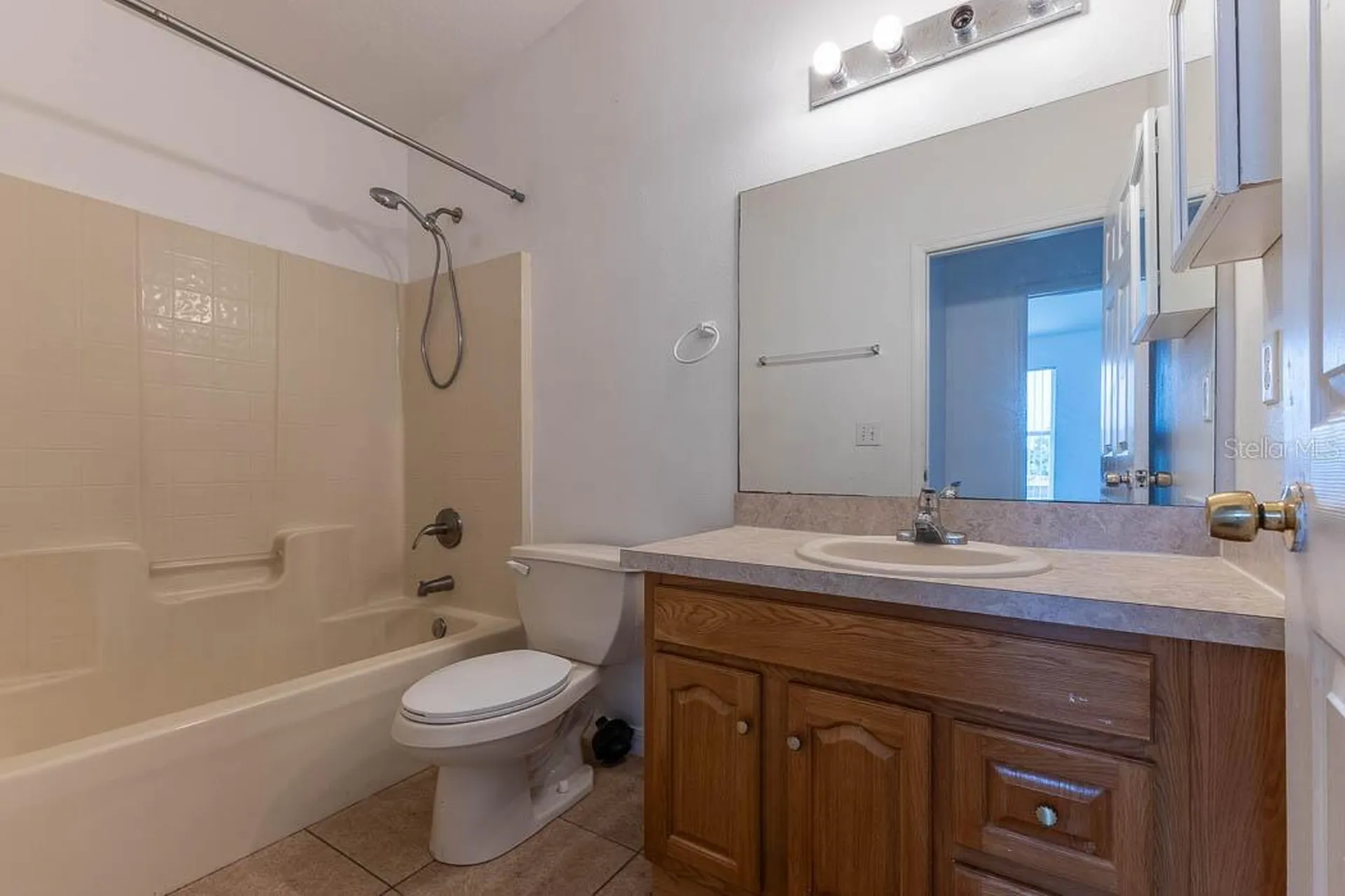 678 Captiva Circle Kissimmee FL 34741