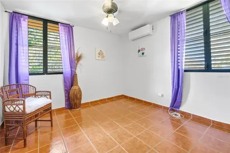 10 Fortuna 27 A Luquillo PR 00773