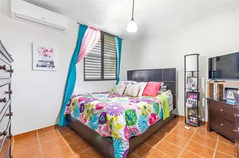 10 Fortuna 27 A Luquillo PR 00773