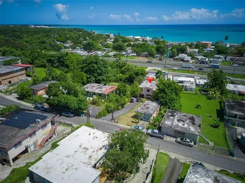 10 Fortuna 27 A Luquillo PR 00773