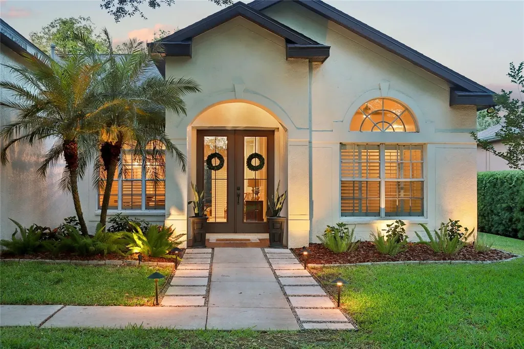 6004 Merlinwood Drive Lithia FL 33547