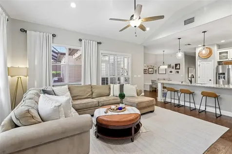 6004 Merlinwood Drive Lithia FL 33547
