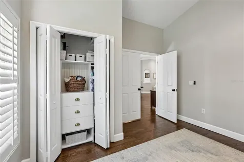 6004 Merlinwood Drive Lithia FL 33547