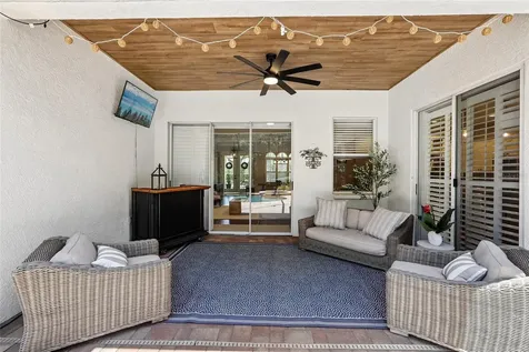 6004 Merlinwood Drive Lithia FL 33547