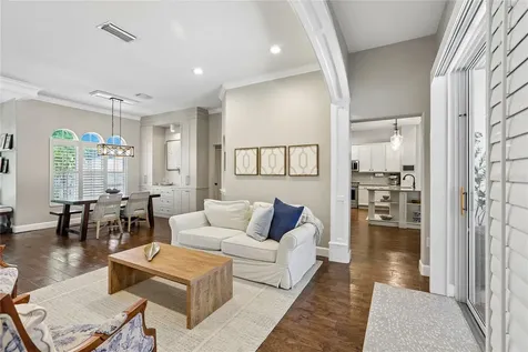 6004 Merlinwood Drive Lithia FL 33547