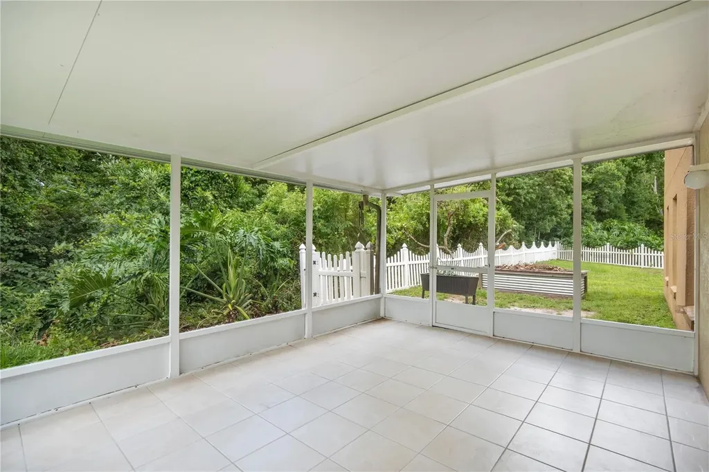 469 Carey Way Orlando FL 32825