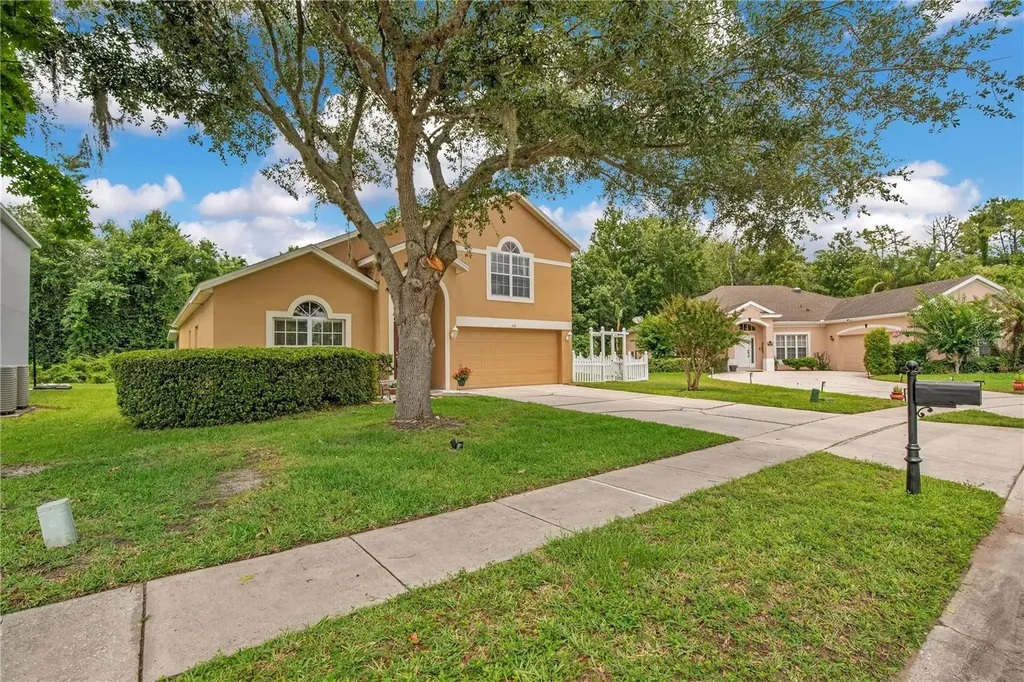469 Carey Way Orlando FL 32825