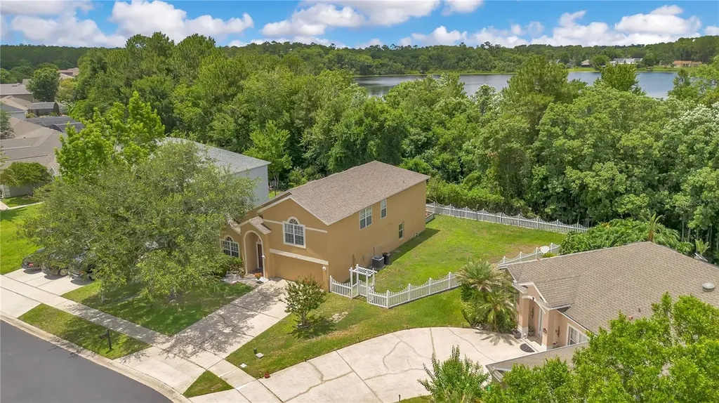 469 Carey Way Orlando FL 32825