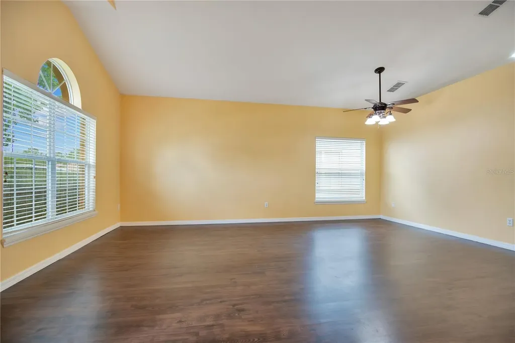 469 Carey Way Orlando FL 32825