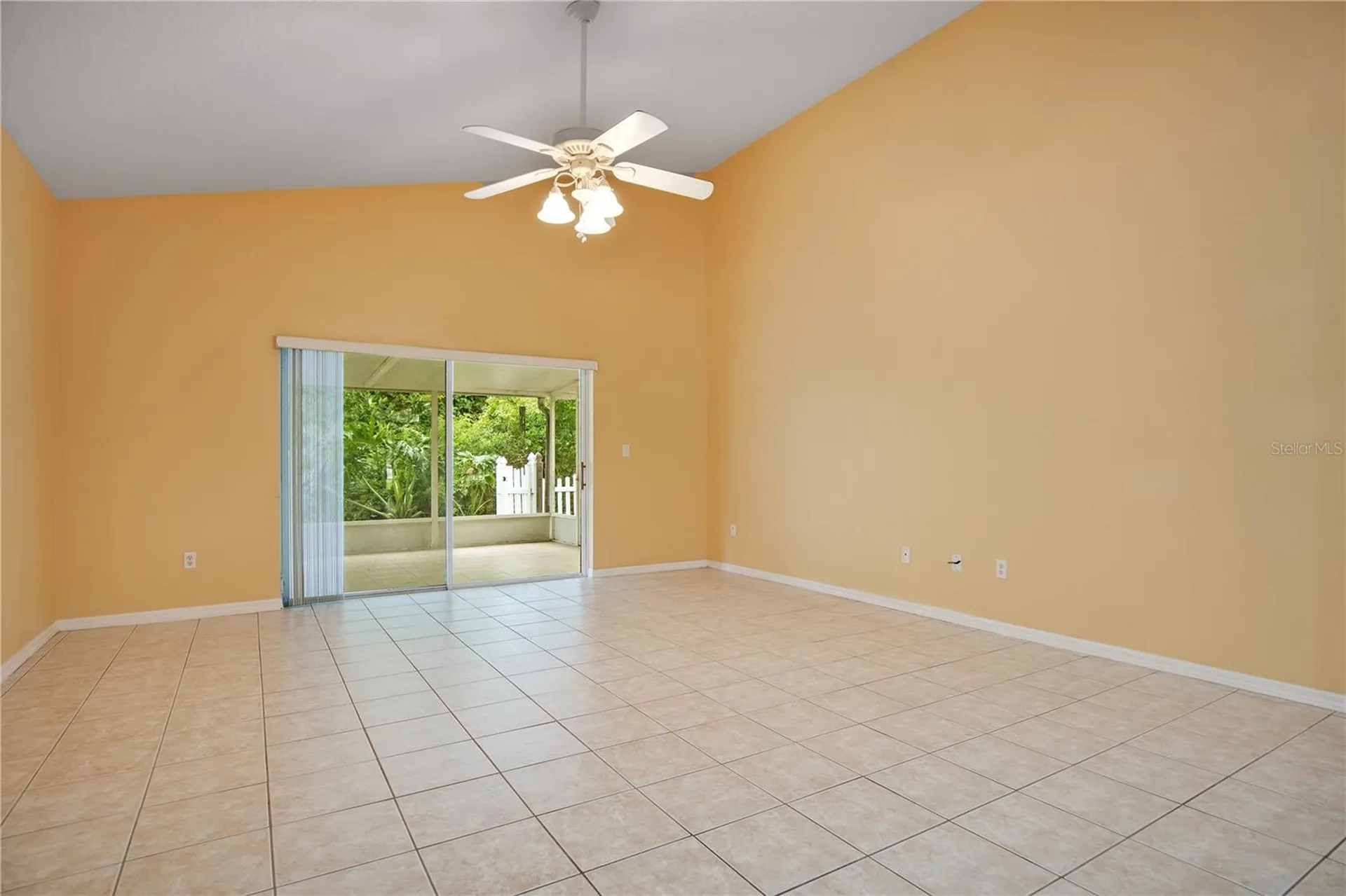 469 Carey Way Orlando FL 32825