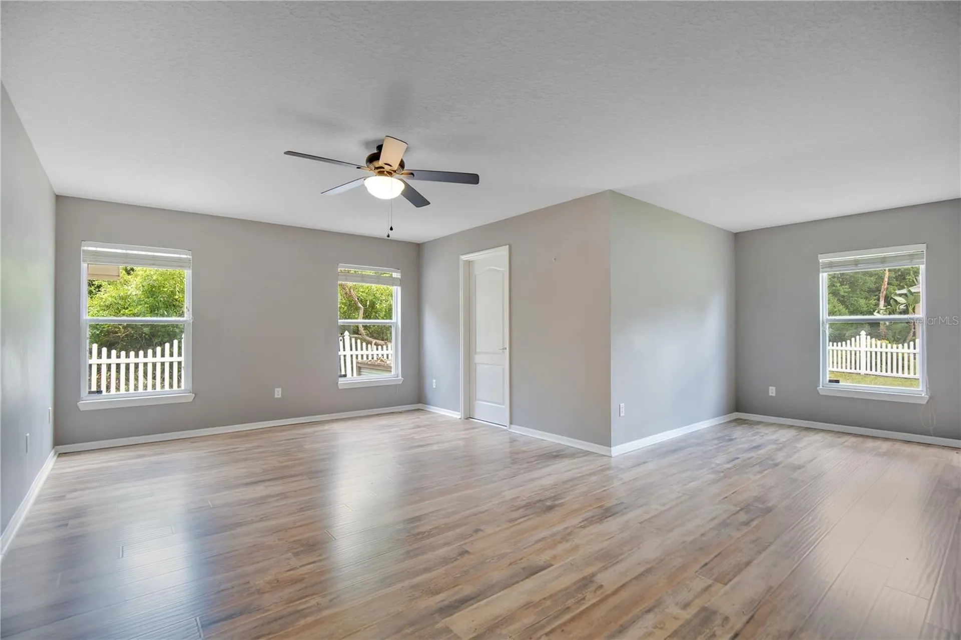 469 Carey Way Orlando FL 32825