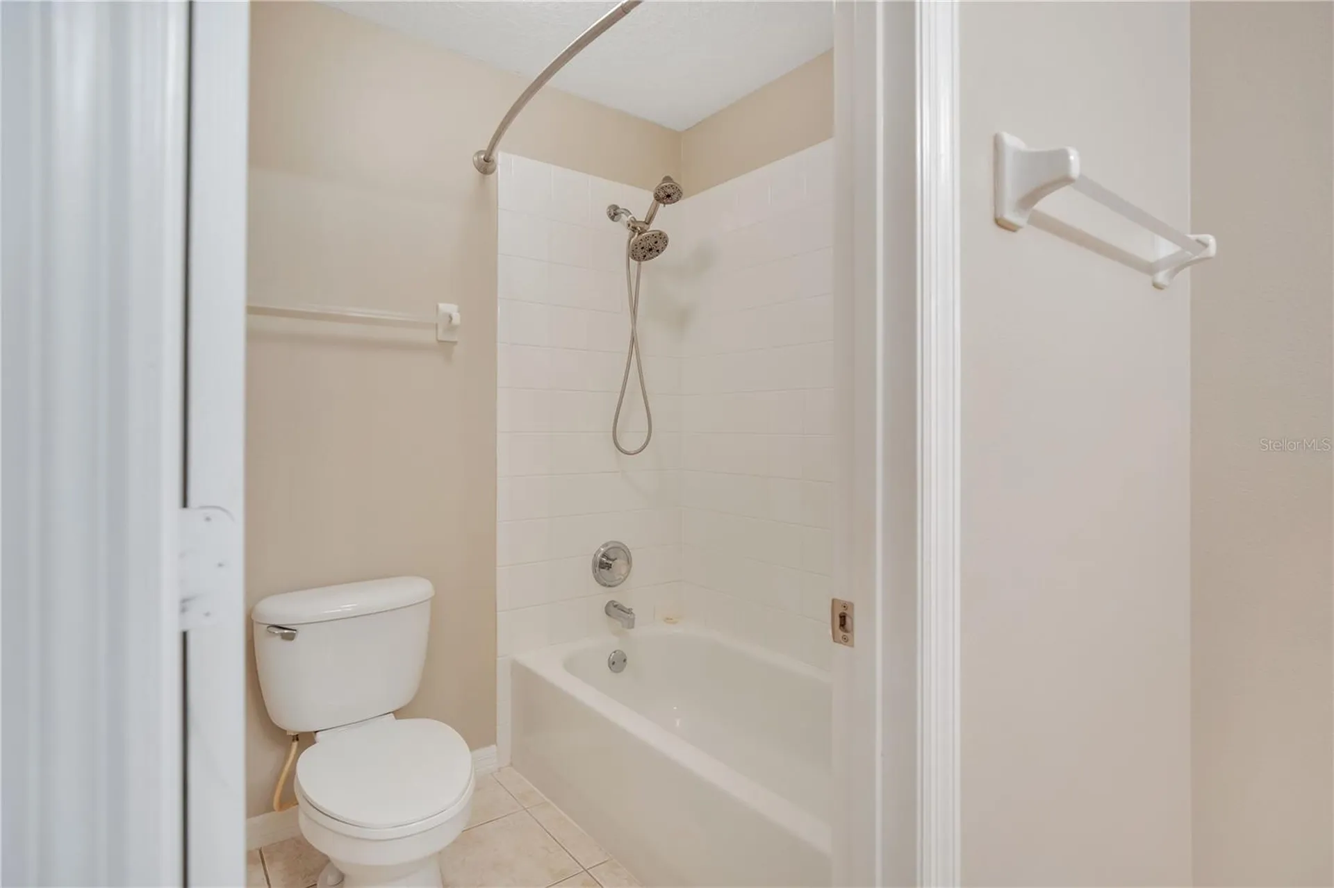469 Carey Way Orlando FL 32825