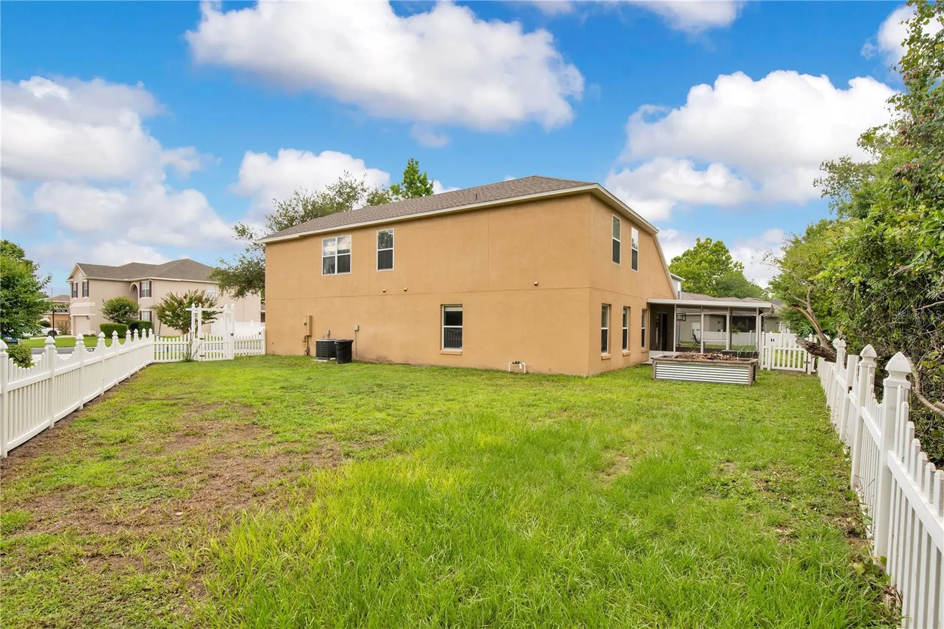 469 Carey Way Orlando FL 32825