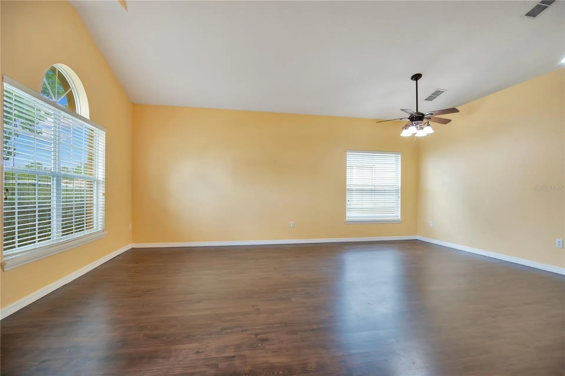 469 Carey Way Orlando FL 32825