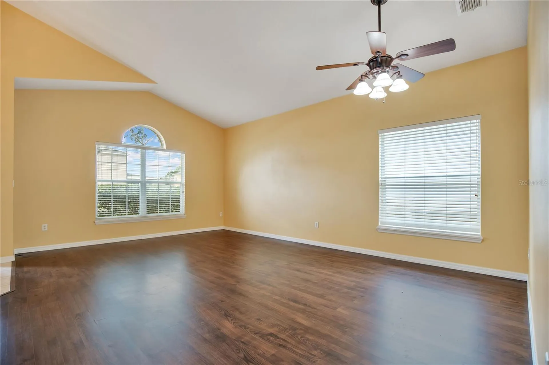 469 Carey Way Orlando FL 32825