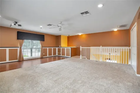 469 Carey Way Orlando FL 32825