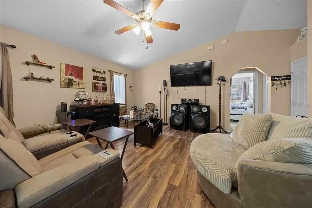 3929 NE 22nd Street Ocala FL 34470